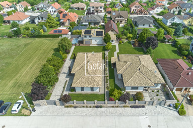 Predaj| Prémiový komplex bývania, podnikania a relaxu na parcele 1920m2 Báč, DS |Exkluzívne |Gofar RK 