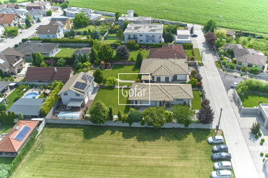 Predaj| Prémiový komplex bývania, podnikania a relaxu na parcele 1920m2 Báč, DS |Exkluzívne |Gofar RK 