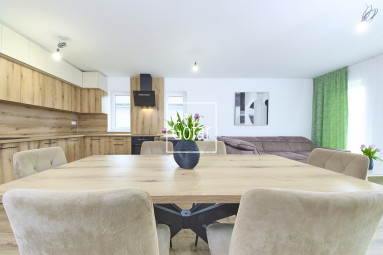 Predaj| Priestranný (131m2) zariadený 4iRD so záhradou v Kyselici len 5 min od R7 | Gofar |Exkluzívne