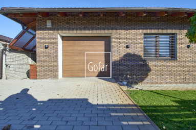 Predaj| Priestranný 4-izbový rodinný dom s bazénom, terasou a garážou v novej tichej lokalite, Veľký Meder |Gofar |Exkluzívne