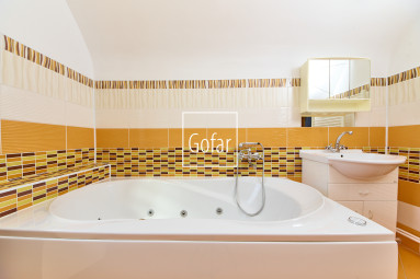 Predaj| Samostatne stojaci RD s garážou+garáž s letnou kuchynkou+veľká záhrada v tichej lokalite obce Kyselica, okres DS |Gofar |Exkluzívne