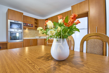 Predaj| Samostatne stojaci RD s garážou+garáž s letnou kuchynkou+veľká záhrada v tichej lokalite obce Kyselica, okres DS |Gofar |Exkluzívne