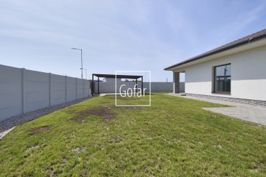 REZERVOVANÝ! Na predaj | Vzorový 4i RD so 7 ročnou zárukou s veľkou záhradou a parkovaním pre štyri autá | Gofar | Exkluzívne
