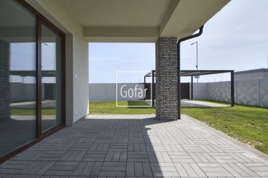 REZERVOVANÝ! Na predaj | Vzorový 4i RD so 7 ročnou zárukou s veľkou záhradou a parkovaním pre štyri autá | Gofar | Exkluzívne