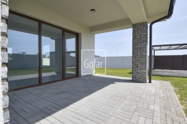 REZERVOVANÝ! Na predaj | Vzorový 4i RD so 7 ročnou zárukou s veľkou záhradou a parkovaním pre štyri autá | Gofar | Exkluzívne