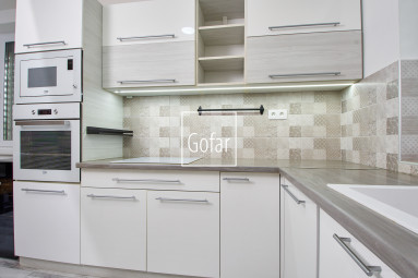 REZERVOVANÝ! Predaj| Priestranný 4-izbový rodinný dom s bazénom, terasou a garážou v novej tichej lokalite, Veľký Meder |Gofar |Exkluzívne