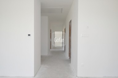 Gofar - Exkluzívne na predaj - Veľký rodinný dom (105m2) so záhradou, terasou (23m2) a dvomi parkovacími státiami v cene, BAKA okr. DS