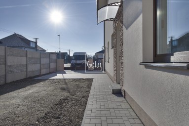Predaj 3i byt s extra veľkou záhradou, terasou + 2 parkovacie státia, Baka, okr. DS | Exkluzívne | GOFAR 