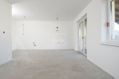 Predaj 3i byt s extra veľkou záhradou, terasou + 2 parkovacie státia, Baka, okr. DS | Exkluzívne | GOFAR 