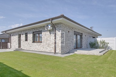 Limitovaná ponuka! | Predaj - novostavba dizajnového luxusne zariadeného 3i RD, Orechová Potôň, DS | Gofar | Exkluzívne