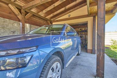 Predaj| 4i RD s veľkou terasou, garážou a strategicky výbornou lokalitou na R7 (cca 2 min) – Holice, okres Dunajská Streda |Gof