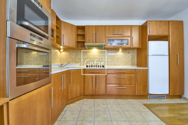 Predaj| Samostatne stojaci RD s garážou+garáž so skladom+veľká záhrada v tichej lokalite obce Kyselica, okres DS |Gofar |Exkluzívne