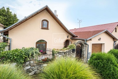 EXKLUZÍVNE PREDANÉ ZA 5 TÝŽDŇOV / GOFAR - Exkluzívne ponúka na predaj krásny rodinný dom v Dolnom Štáli 