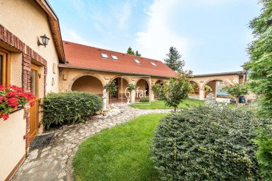 EXKLUZÍVNE PREDANÉ ZA 5 TÝŽDŇOV / GOFAR - Exkluzívne ponúka na predaj krásny rodinný dom v Dolnom Štáli 