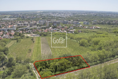 Exkluzívne | GOFAR | Predaj - Slnečný pozemok (814m2) s nádherným výhľadom na Bratislavu