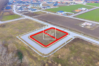 Stavebné pozemky 624m2 a 625m2 pre rodinné domy v obľúbenej lokalite Florida park, Dunajská Streda